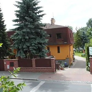pension-trojska.praguehotelsweb.com/