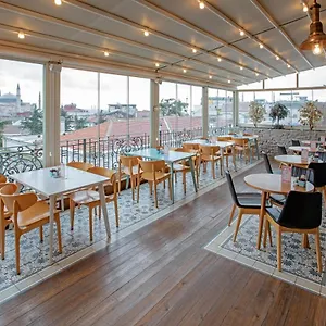 Nowy Efendi - Special Category Provincia di Istanbul
